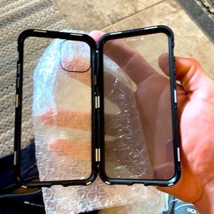 Magnetized Tempered glass phoneIPHONE 11 PRO)